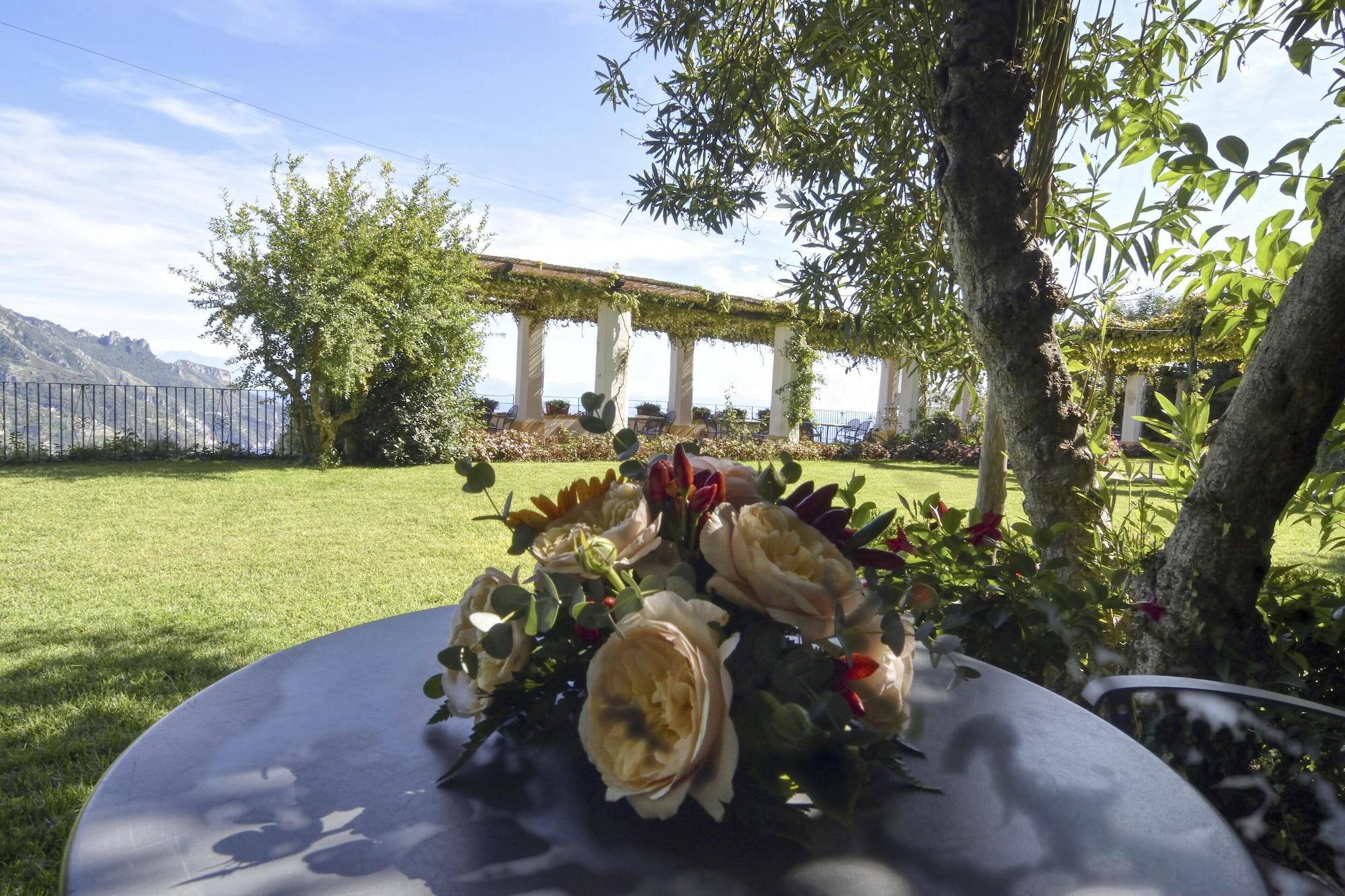 Palazzo Confalone Ravello Esterno foto