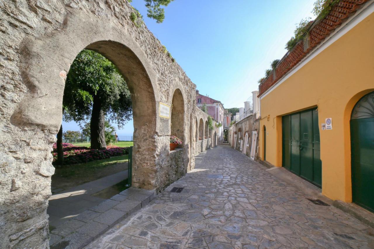 Palazzo Confalone Ravello Esterno foto